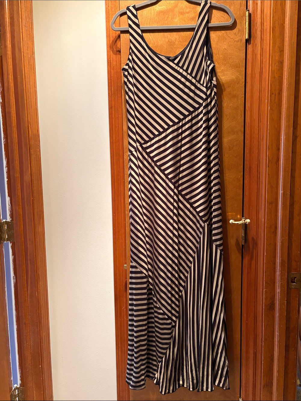 AB Studio Black and Cream Striped Sleeveless Maxi Dress
